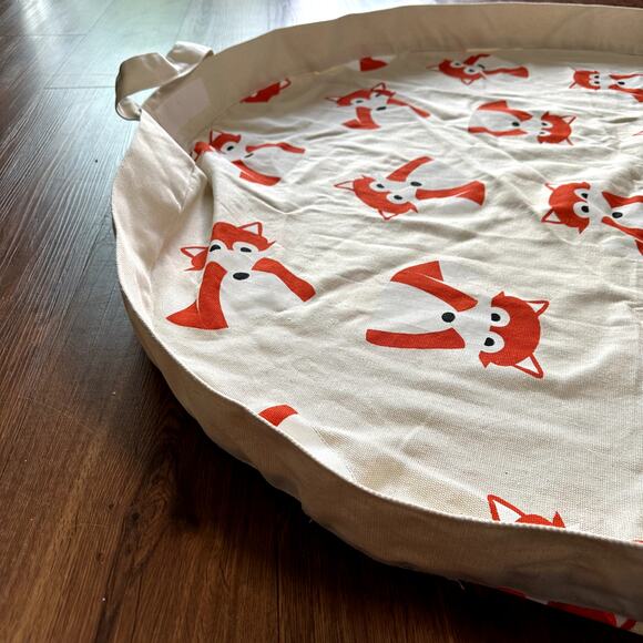 3 Sprouts Convertible Toy Storage Bag and Portable Play Mat, Orange Fox Pattern - Picture 8 of 15